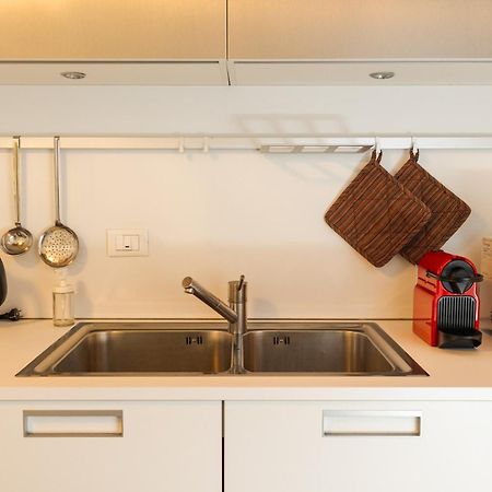 In Pieno Centro Storico Con Parcheggio Gratuito Incluso. Apartment Udine Luaran gambar